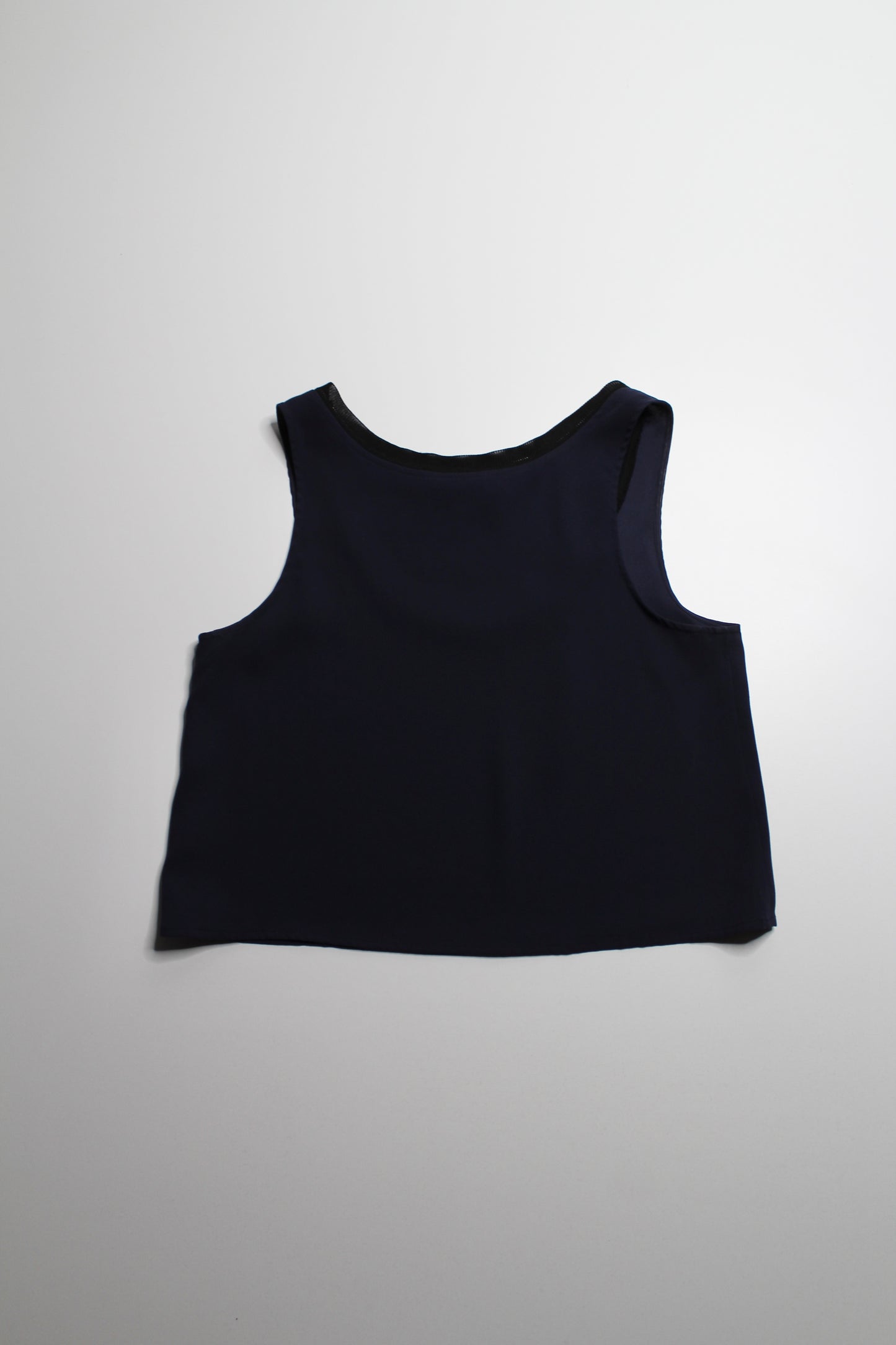 Aritzia cropped dark purple sleeveless blouse, size small