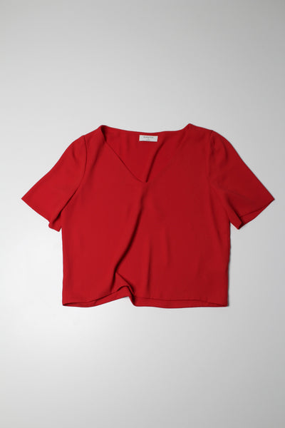 Aritzia babaton red randy short sleeve blouse, size small