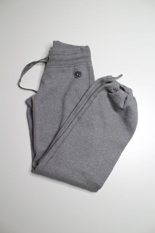 Lululemon grey thick fleece joggers, size 6 (fit small)