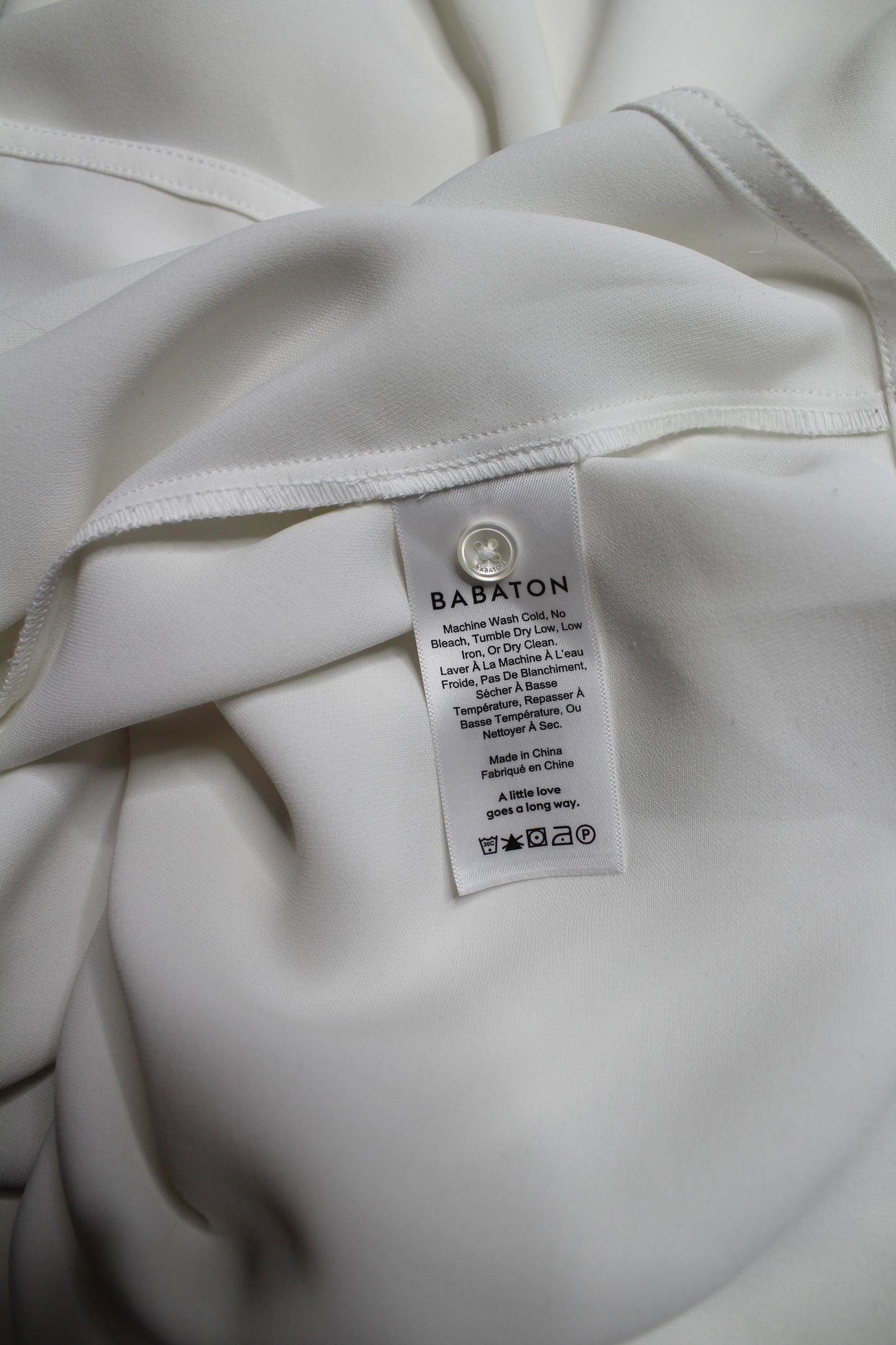 Aritzia Babaton white long sleeve ‘power’ blouse, size small