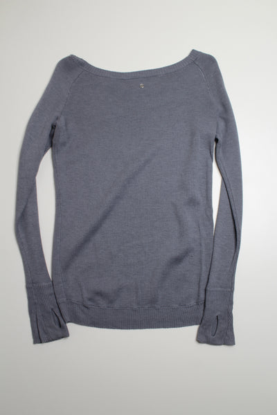 Lululemon grey reversible chai time sweater, no size. Fits like size 4 (price reduced: was $48)