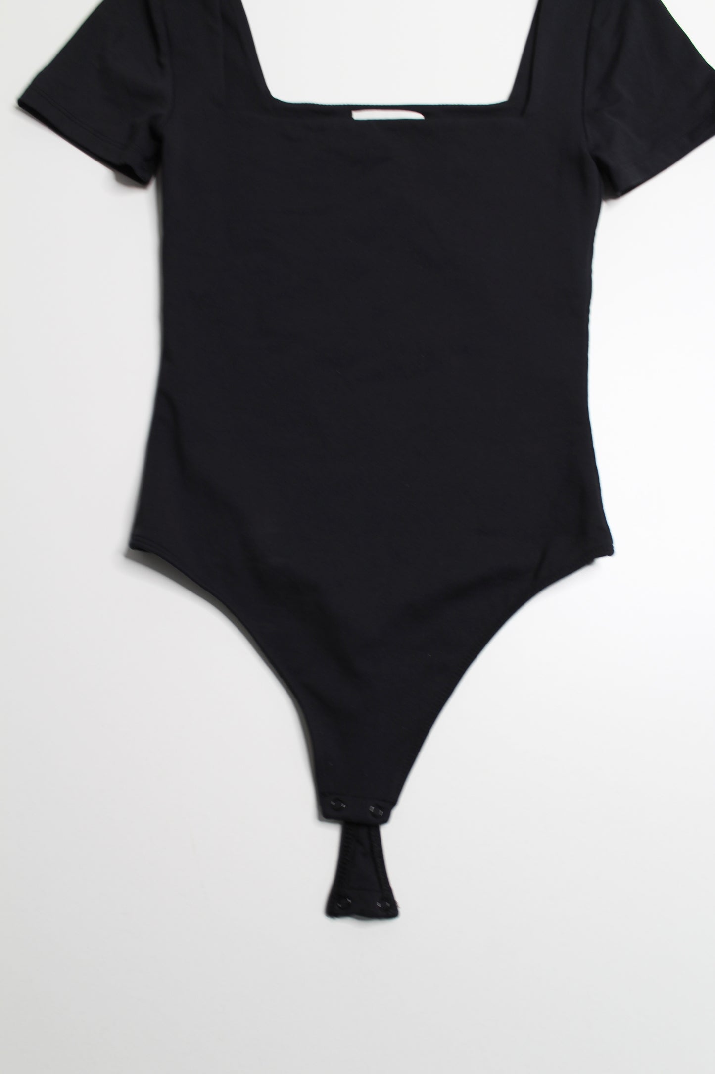 Aritzia babaton black square neck contour bodysuit, size small