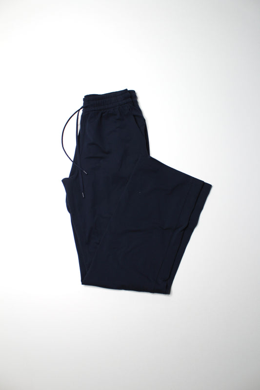 Lululemon true navy soft jersey straight leg lounge pant, size 6