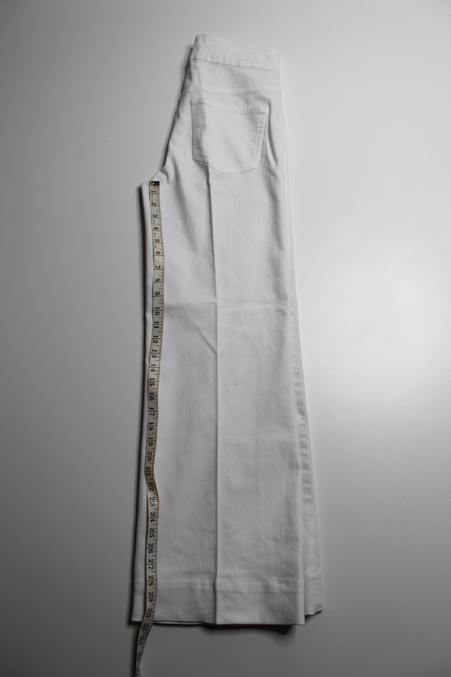 FRAME white high-rise ‘le hardy wide leg’ jeans, size 27 (sale: was $78)