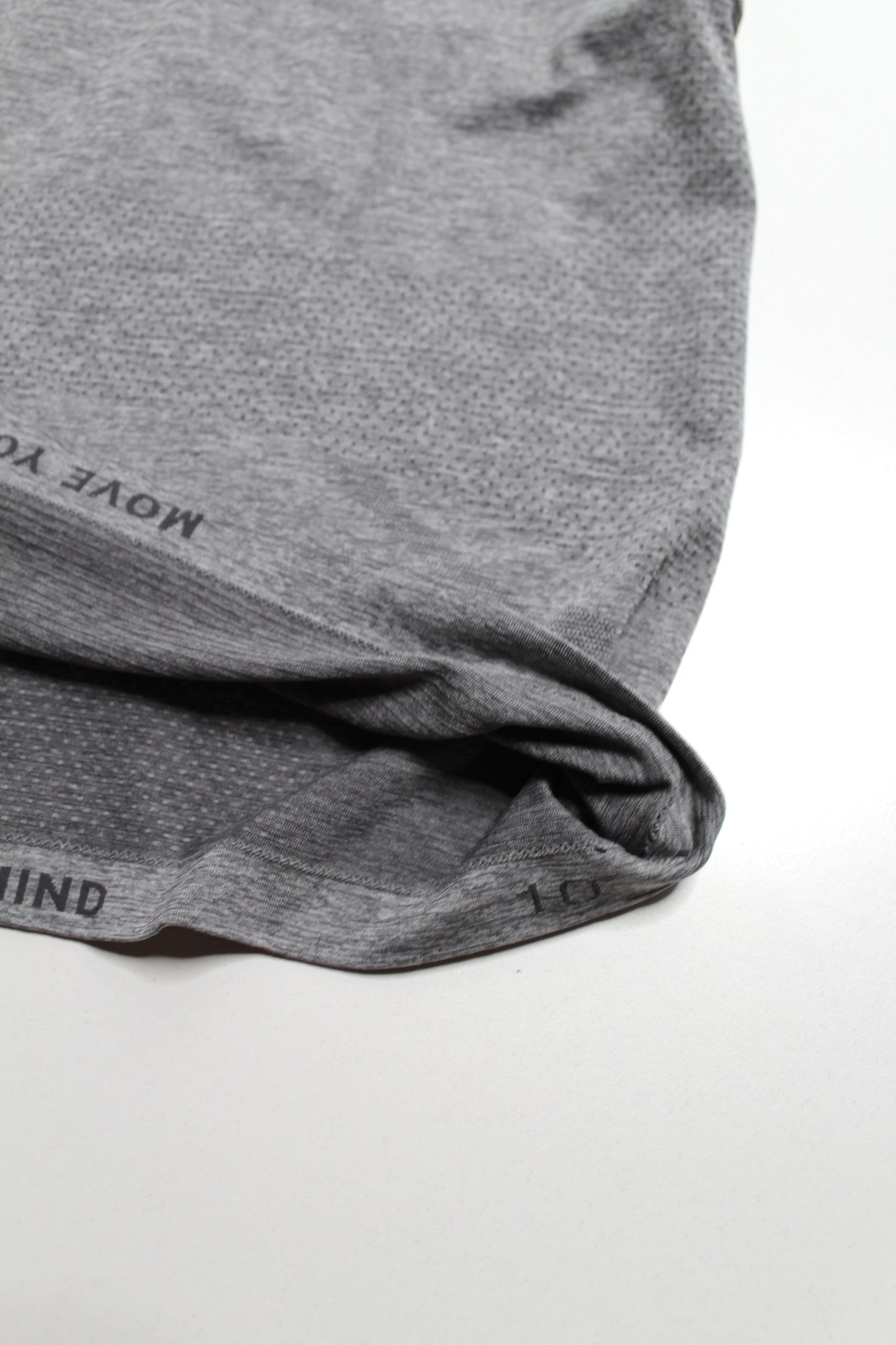 Lululemon grey ‘swiftly tech’ tank, size 10