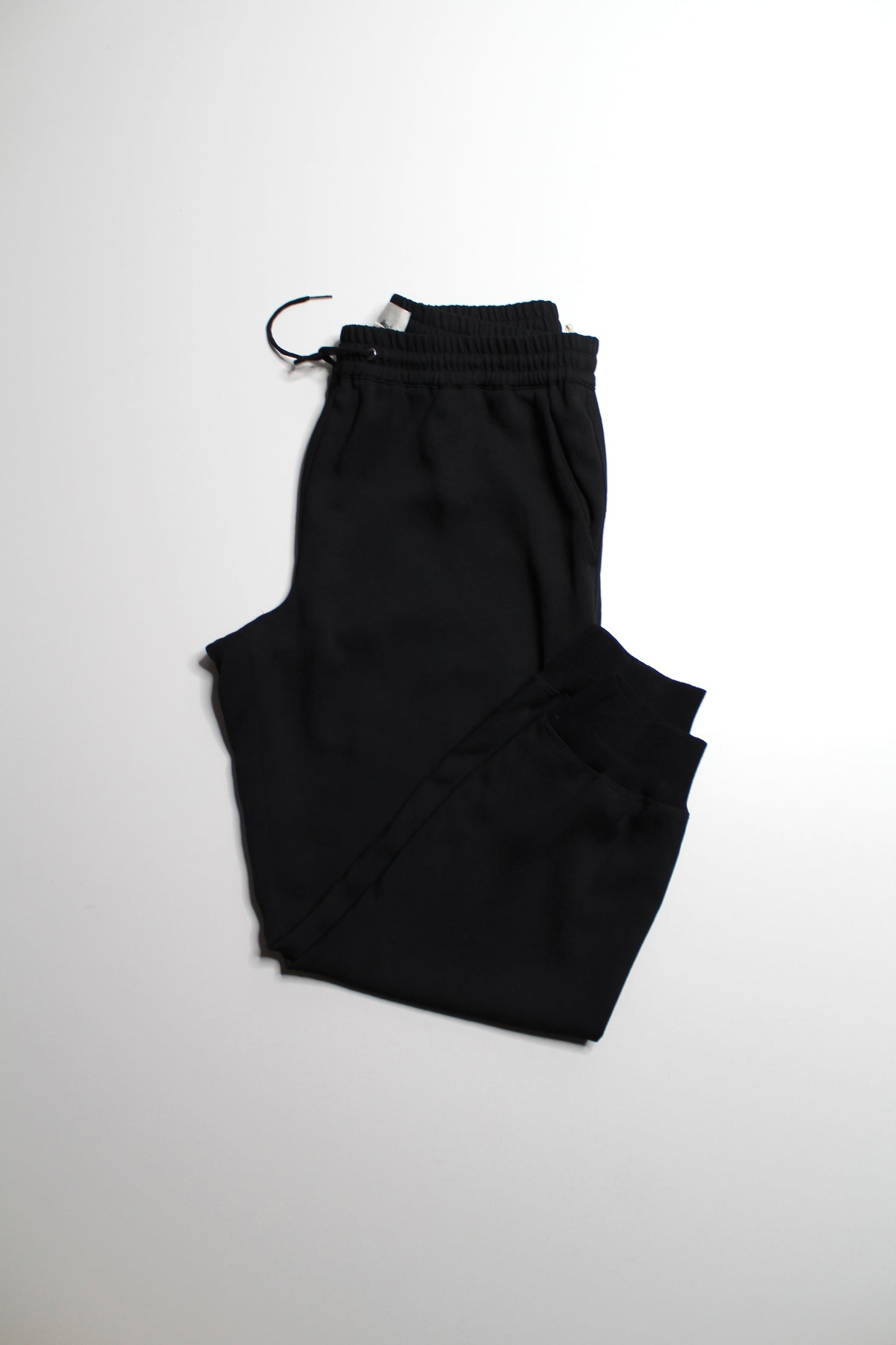Aritzia Wilfred black dress pant jogger, size large