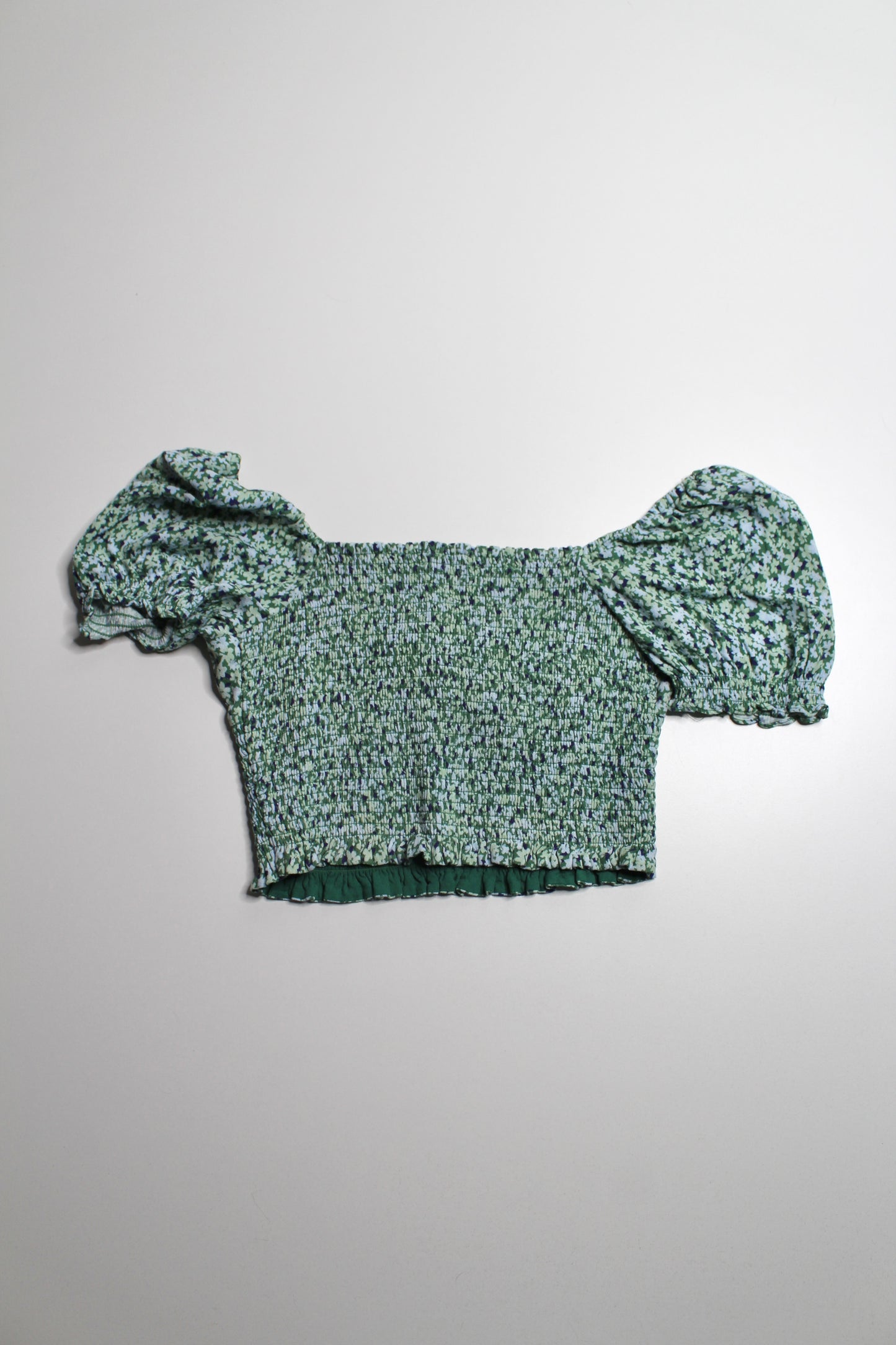 Aritzia Sunday Best green floral cropped ‘Sinatra’ blouse, size medium
