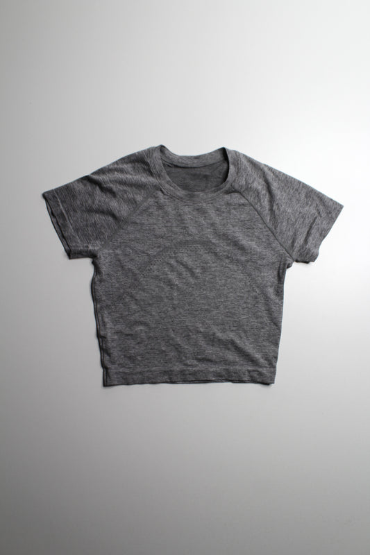 Lululemon grey cropped swiftly short sleeve, size 4