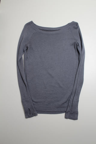 Lululemon grey reversible chai time sweater, no size. Fits like size 4 (price reduced: was $48)