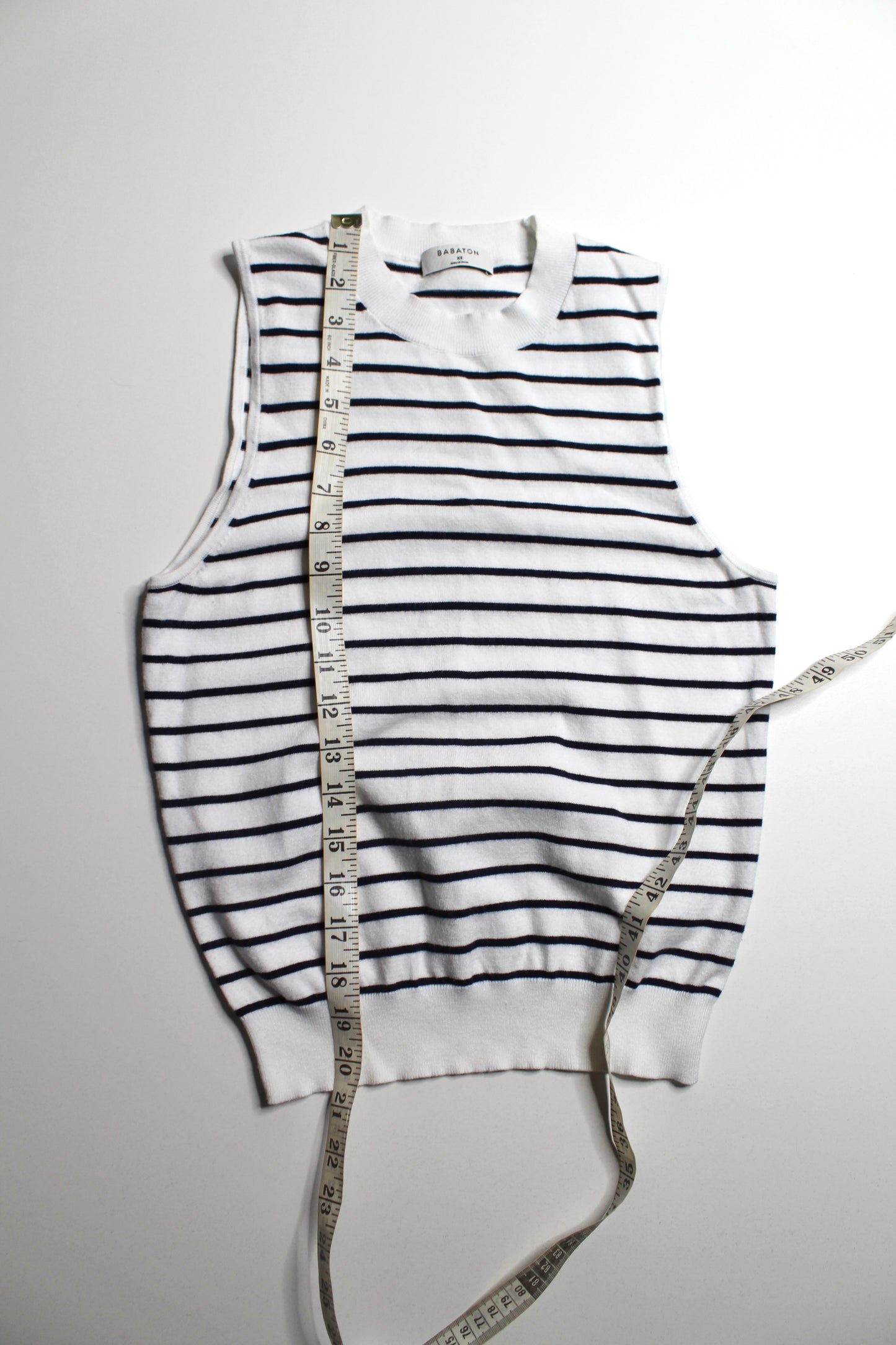 Aritzia Babaton white/navy stripe stretch tank, size xs