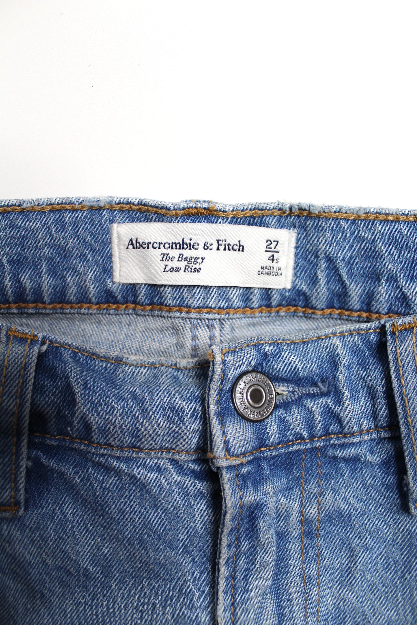 Abercrombie + Fitch ‘baggy low rise’ jeans, size 27