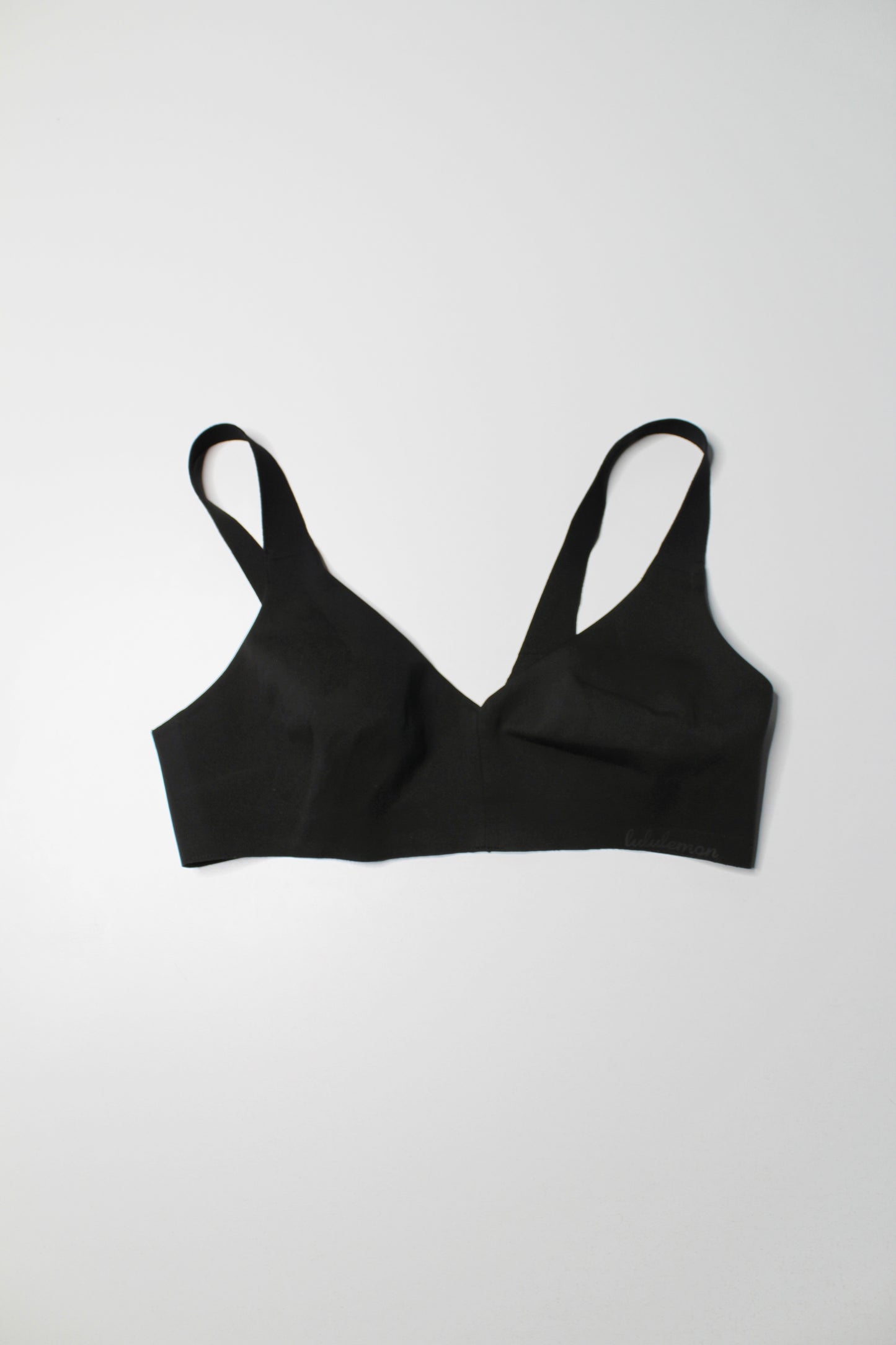Lululemon black ‘like nothing’ bra, size 34B