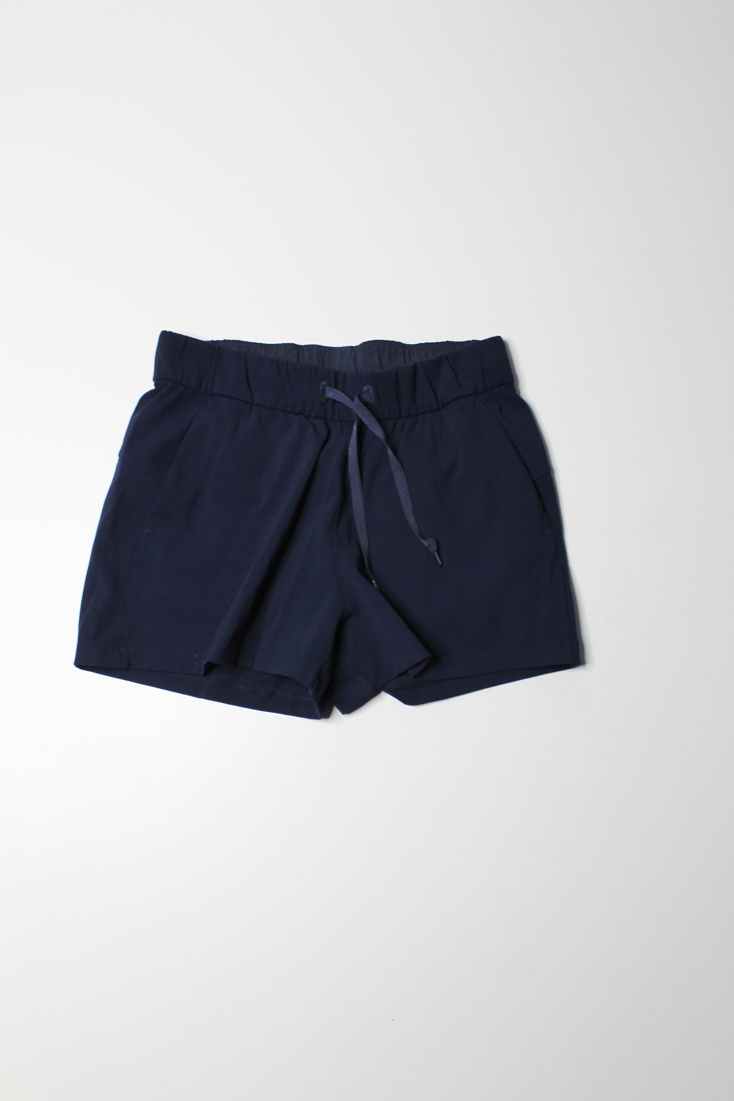 Lululemon navy ‘on the fly’ shorts, size 4*luxtreme