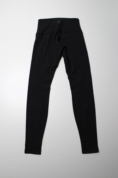 Lululemon black ‘wunder under’ leggings, size 8