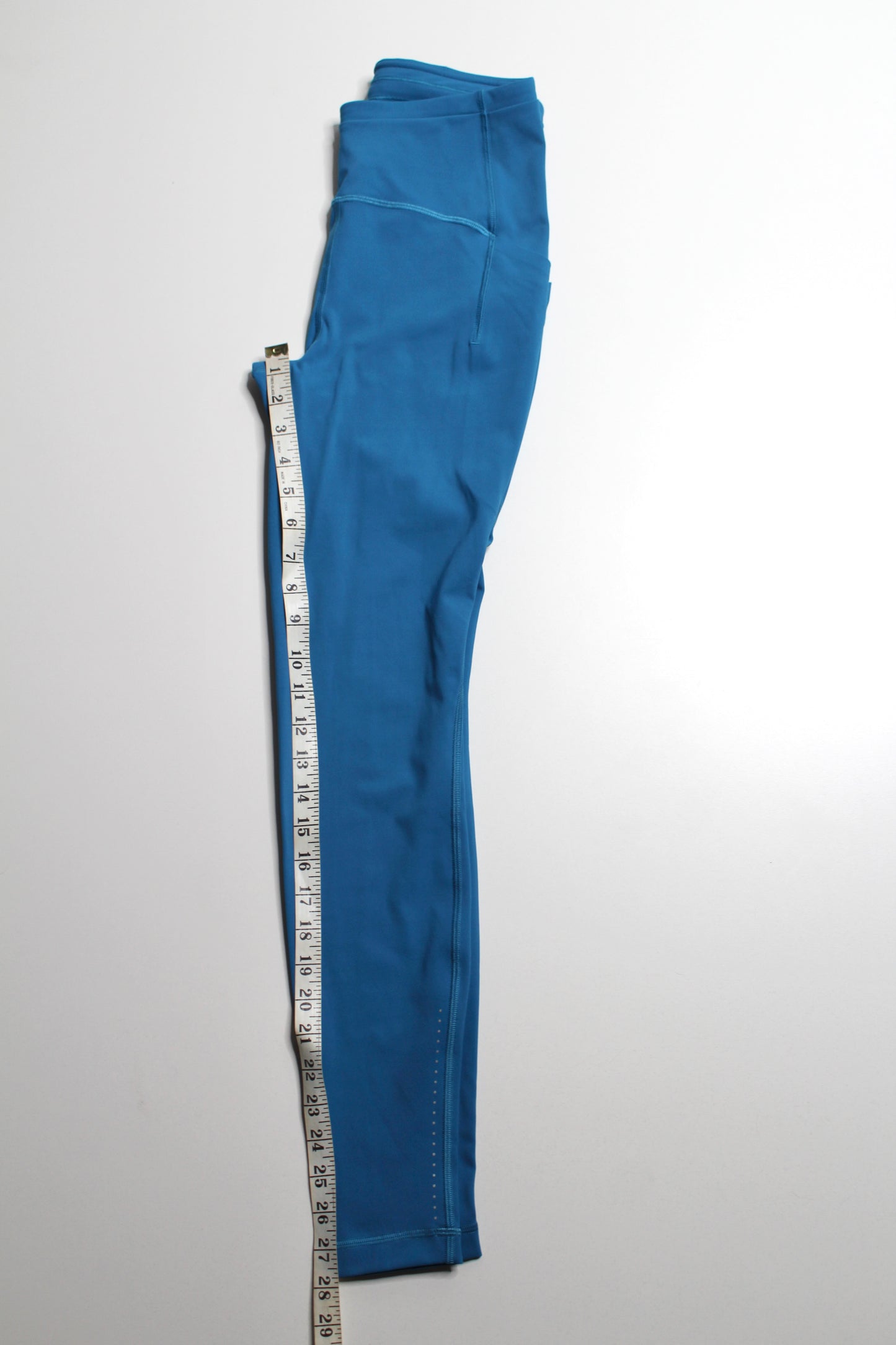 Lululemon blue Swift Speed High-Rise Tight, size 6 28" Poolside