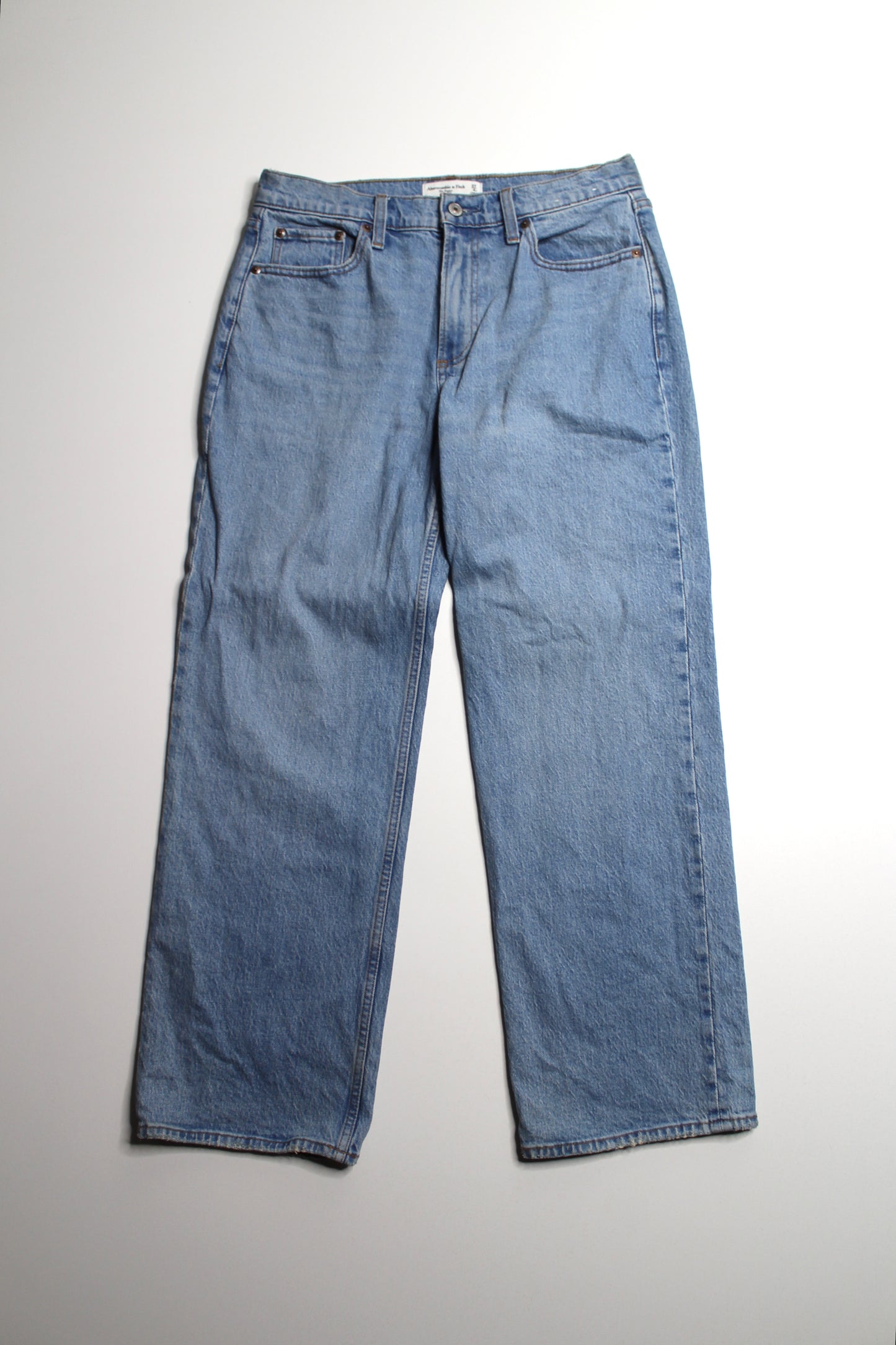 Abercrombie + Fitch ‘baggy low rise’ jeans, size 27
