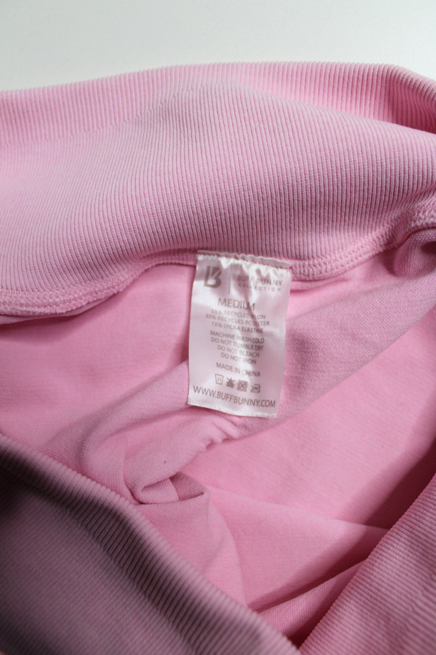 Buff Bunny pink seamless leggings, size medium *matching bra available (additional 20% off)