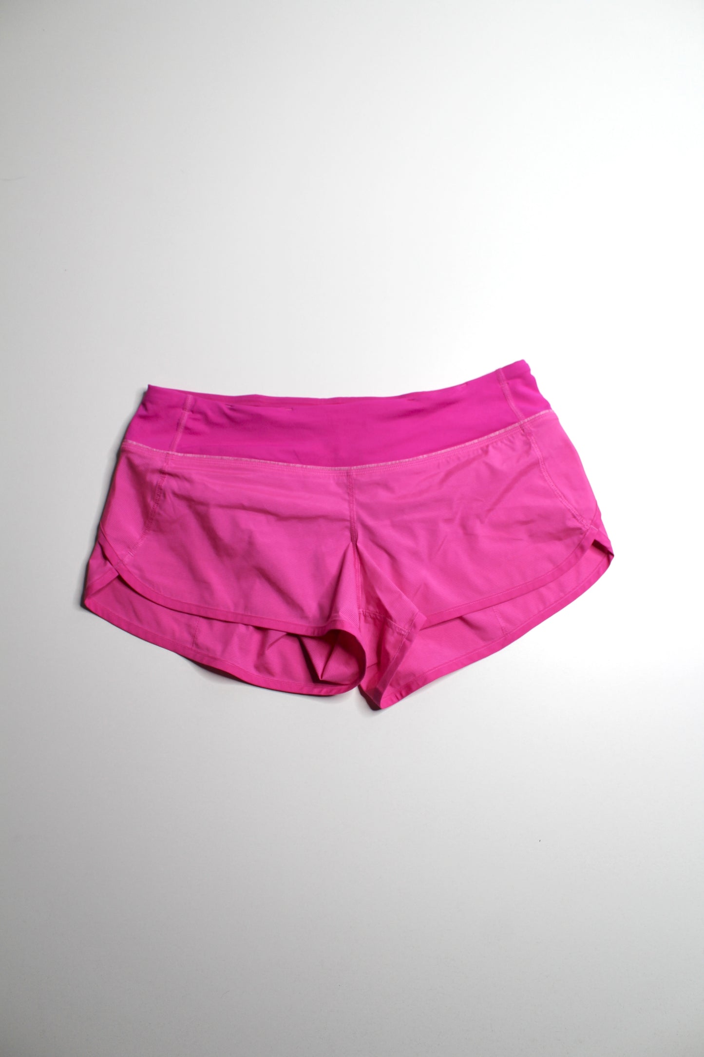 Lululemon pink ‘turbo’ run shorts, size 6 (4.5”)