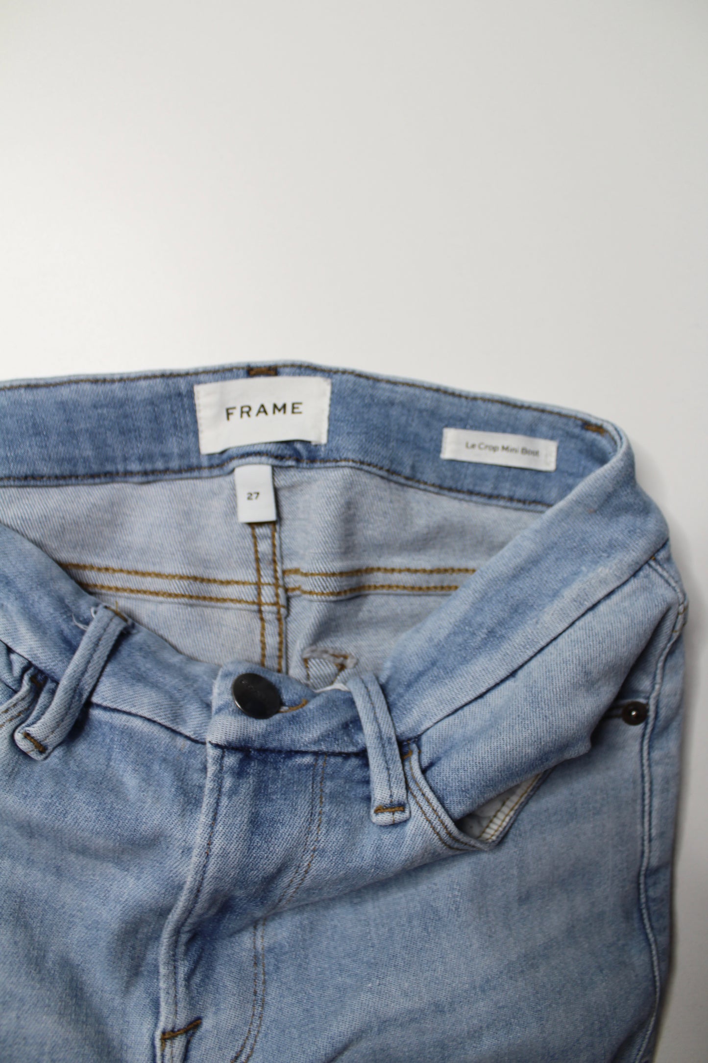 FRAME  light wash ‘le crop mini boot’ high rise denim jeans, size 27 (24”)
