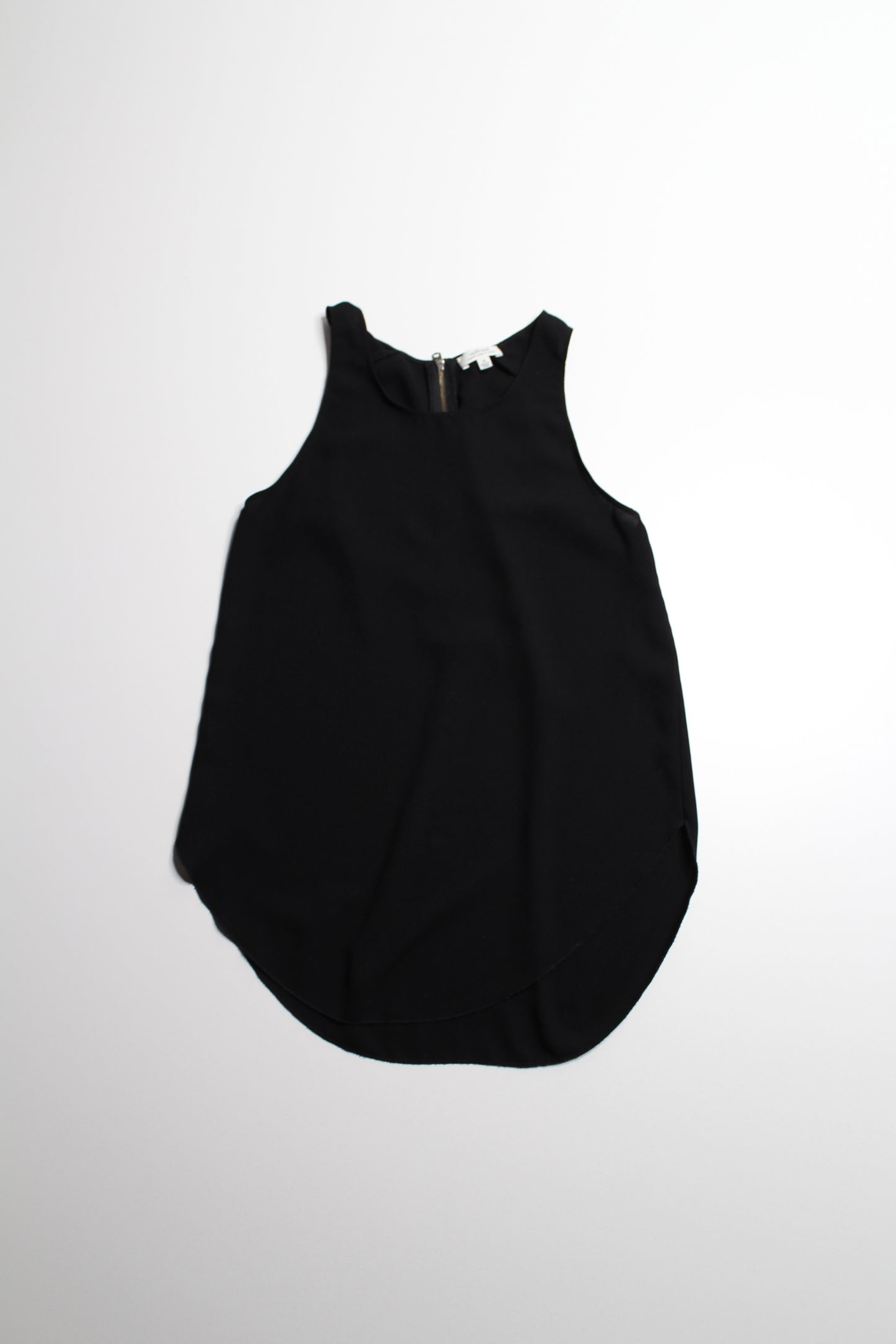 Aritzia Wilfred sleeveless blouse, size xs