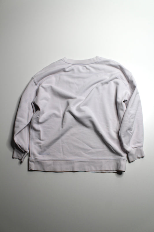 Lululemon light lilac ‘perfectly oversized’ crew, no size. Fits like 8