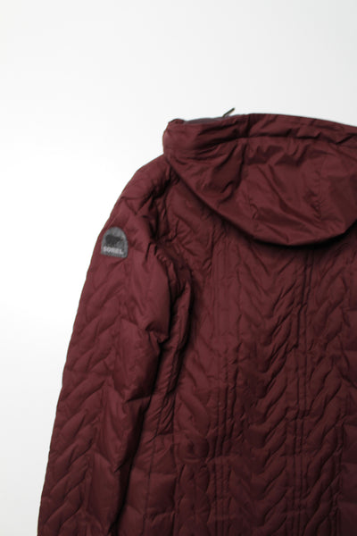 Sorel Aylwin burgundy hooded down puffer jacket, size xs