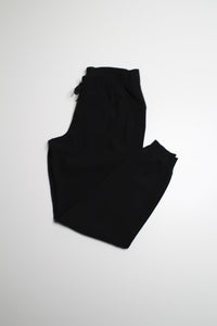 Lululemon black on the fly joggers, size 6 *woven