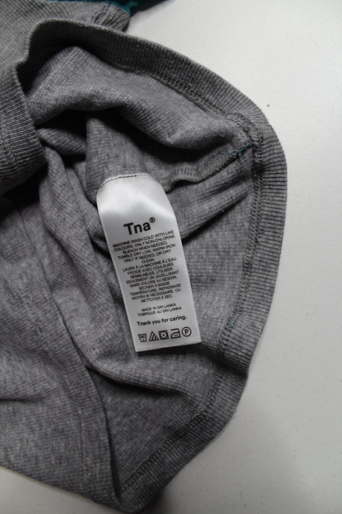 Aritzia TNA grey/teal cropped ‘homestretch’ crew t-shirt, size medium