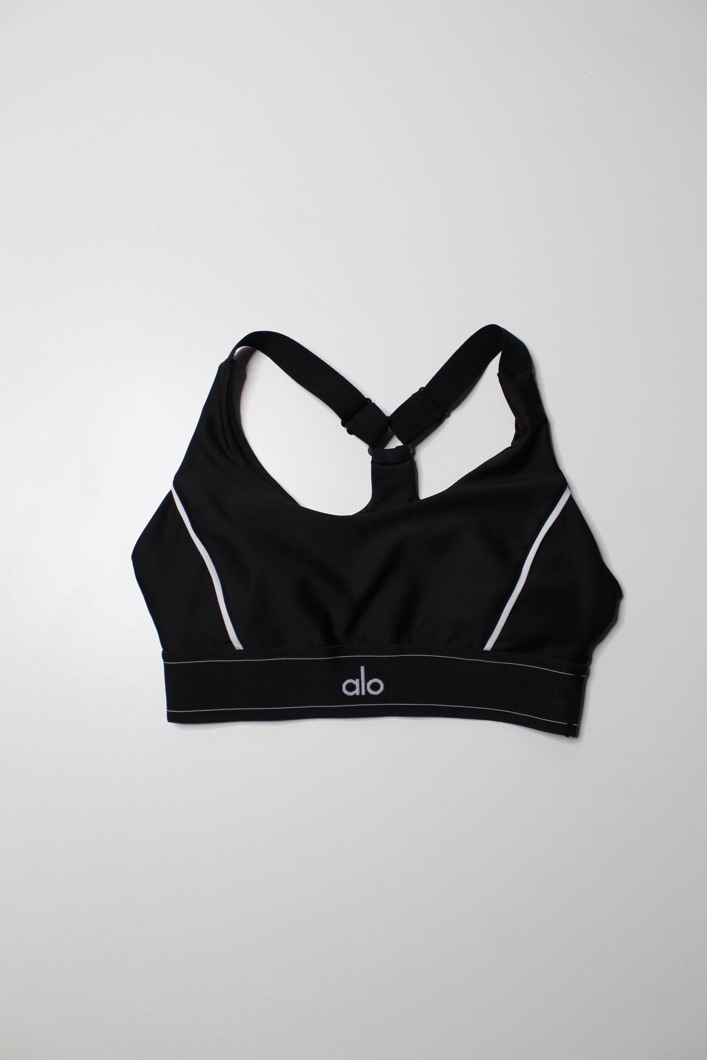 Alo Yoga black ‘airlift suit up’ bra, size medium