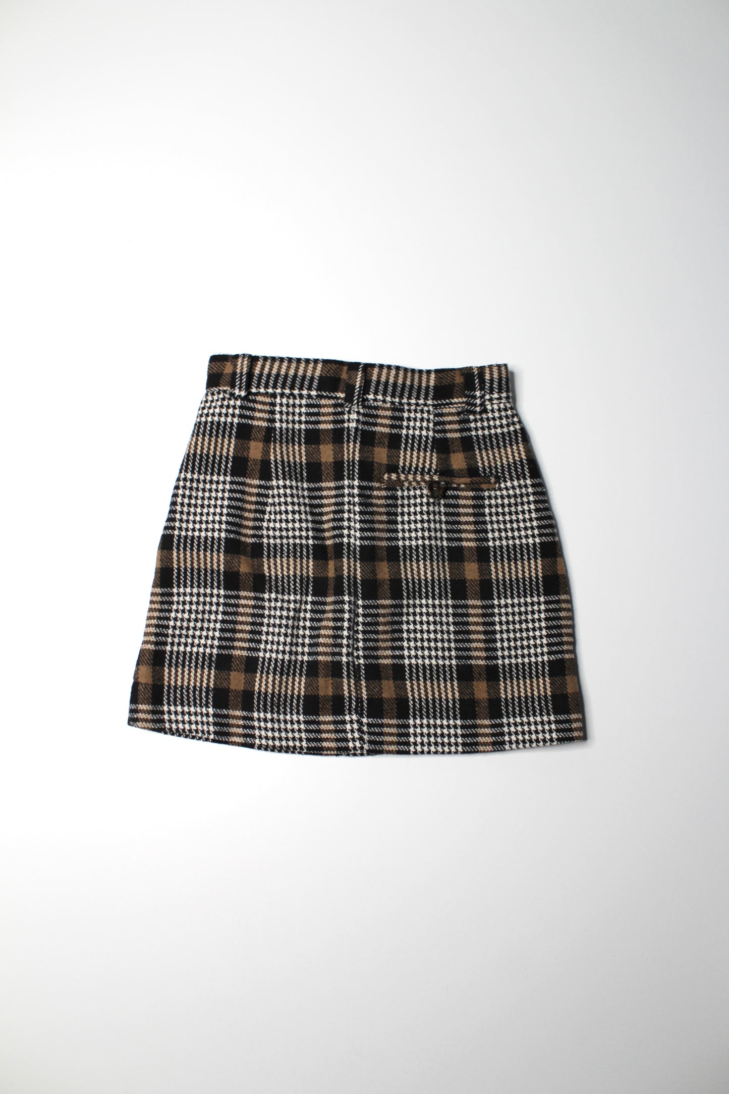 Anthropologie En Saison plaid mini skirt, size small