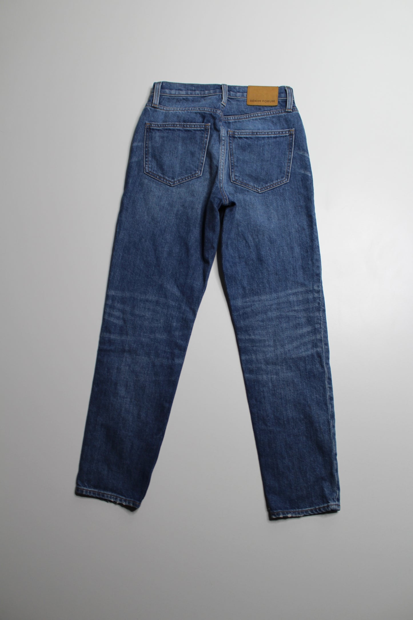 Aritzia Denim Forum ‘Yoko high rise slim’ jeans, size 24 (28L)
