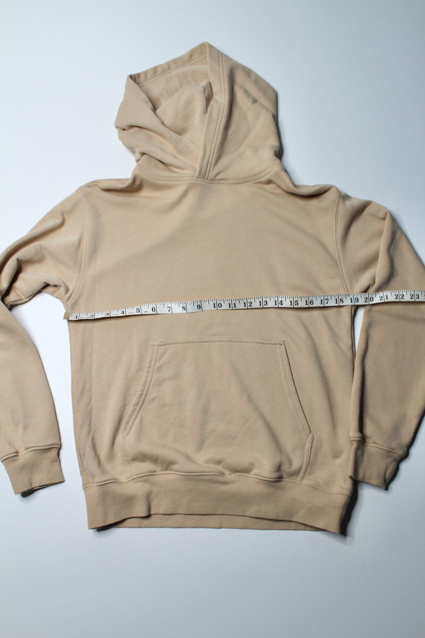 Aritzia TNA ‘AIRY AF’ gold hoodie, size small (relaxed fit)
