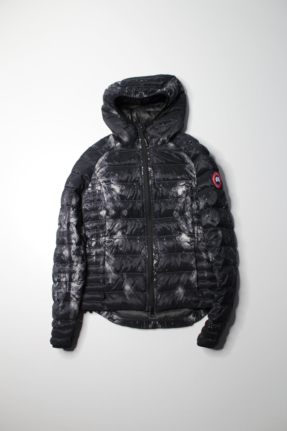 Canada Goose ‘brookvale’ splatter print hoody puffer jacket, size xs (relaxed fit) (additional 40% off)