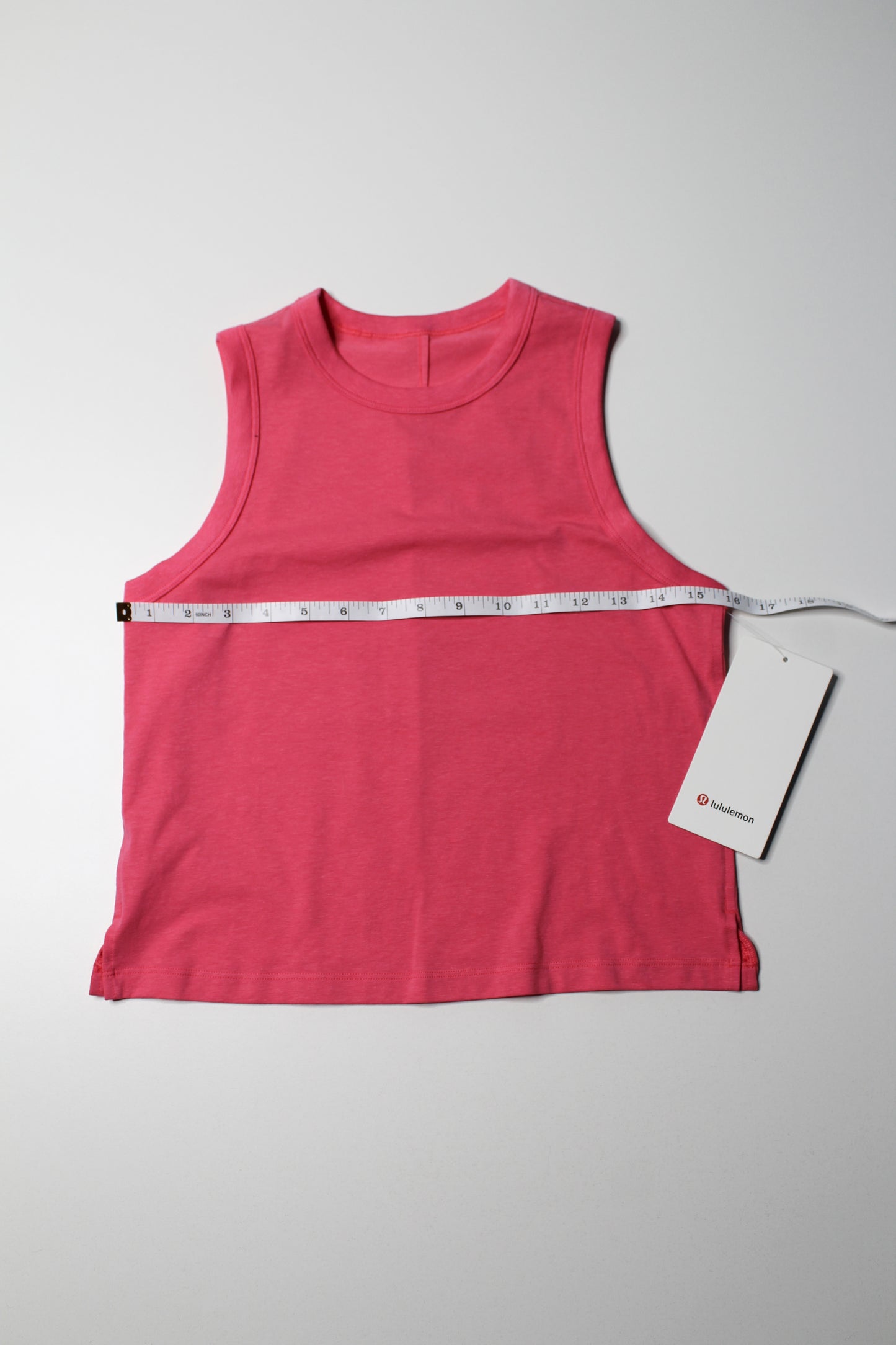 Lululemon lip gloss classic fit cotton blend’ muscle tank, size 2 (loose fit) *new with tags