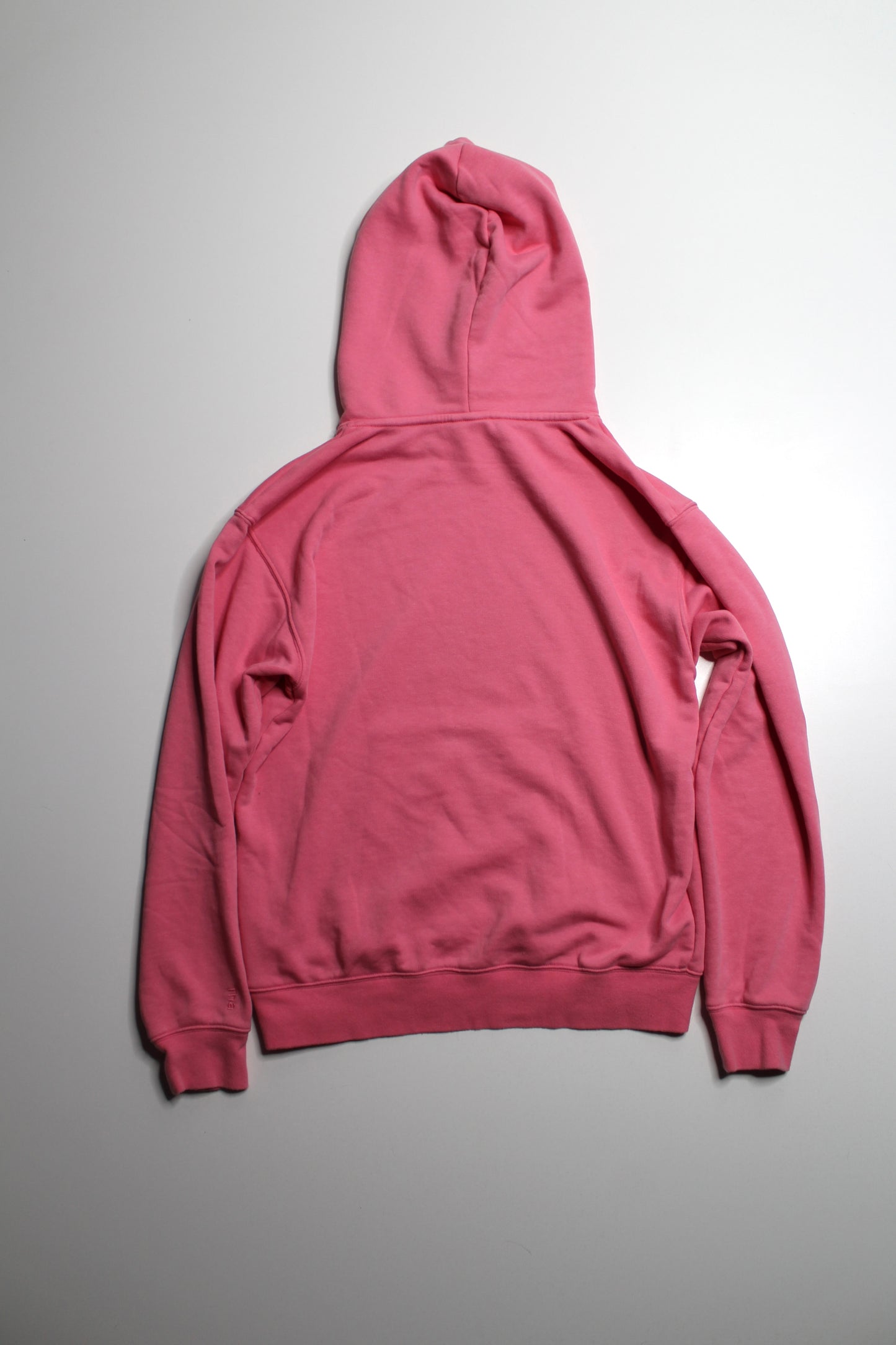 Aritzia TNA pink AIRY AF hoodie, size medium
