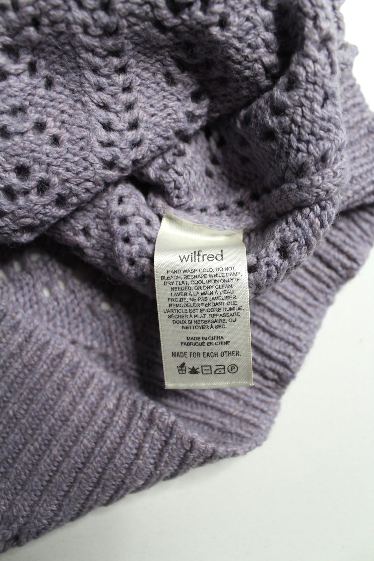 Aritzia Wilfred lilac puff sleeve knit short sleeve sweater, size small