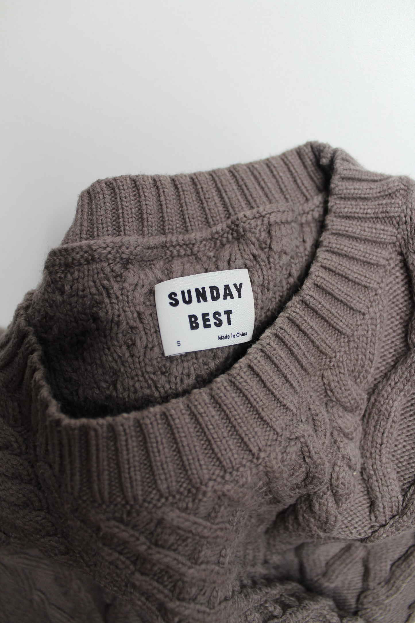 Aritzia Sunday Best deep taupe cable knit 'Peggy' sweeter, size small (relaxed fit)