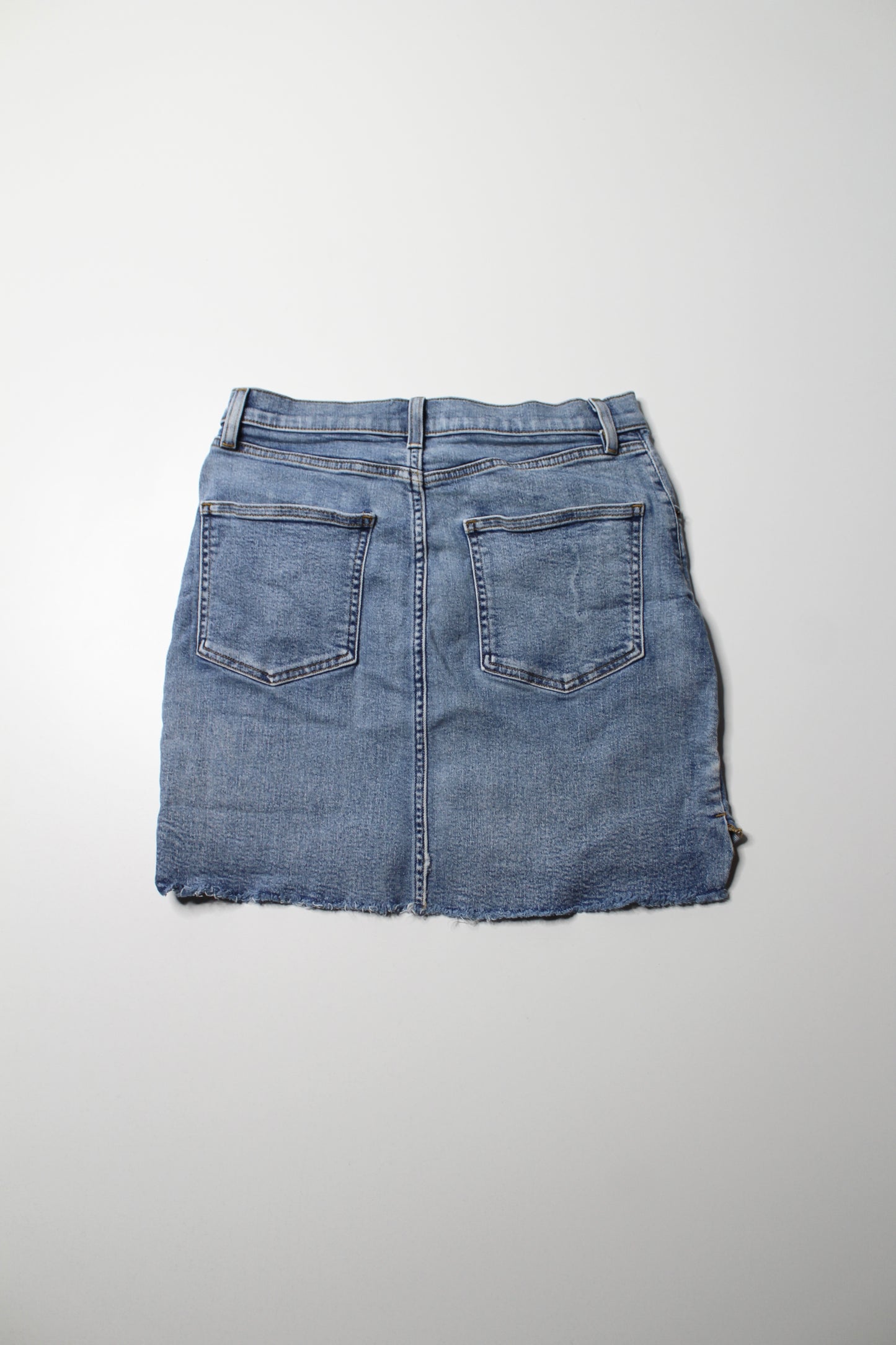 Aritzia Wilfred Free denim mini skirt, size 8