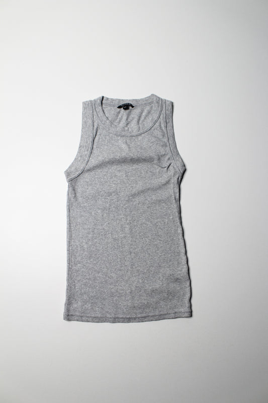 Tahari grey ribbed tank, size small