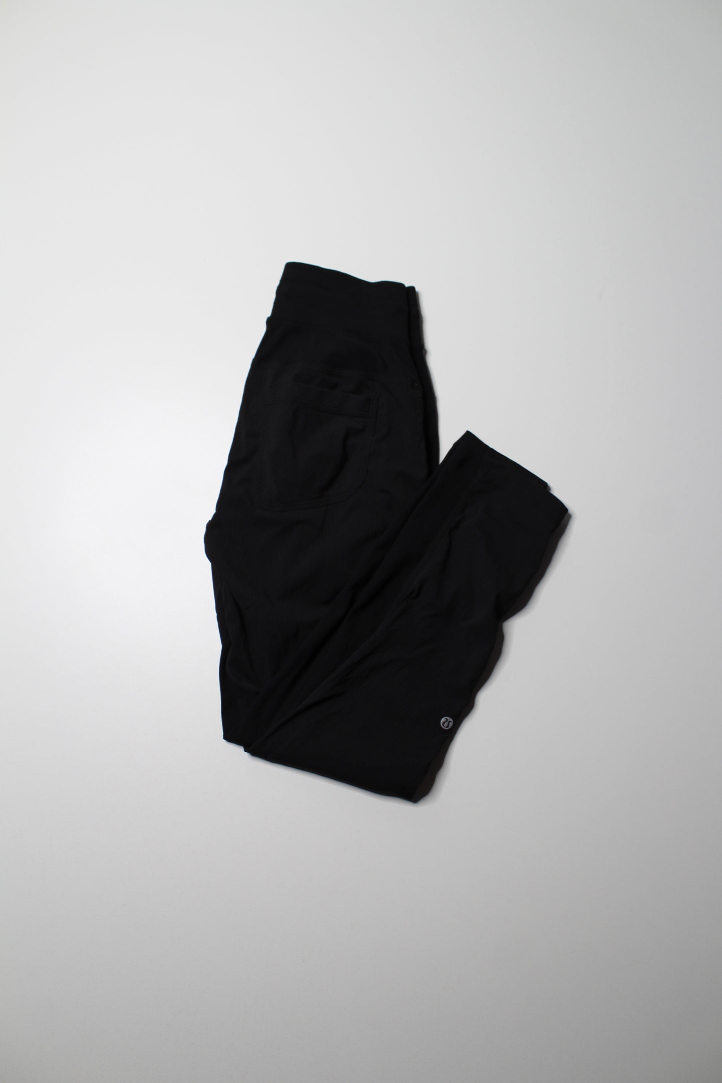 Lululemon black ‘street to studio’ pant, size 4 (additional 20% off)