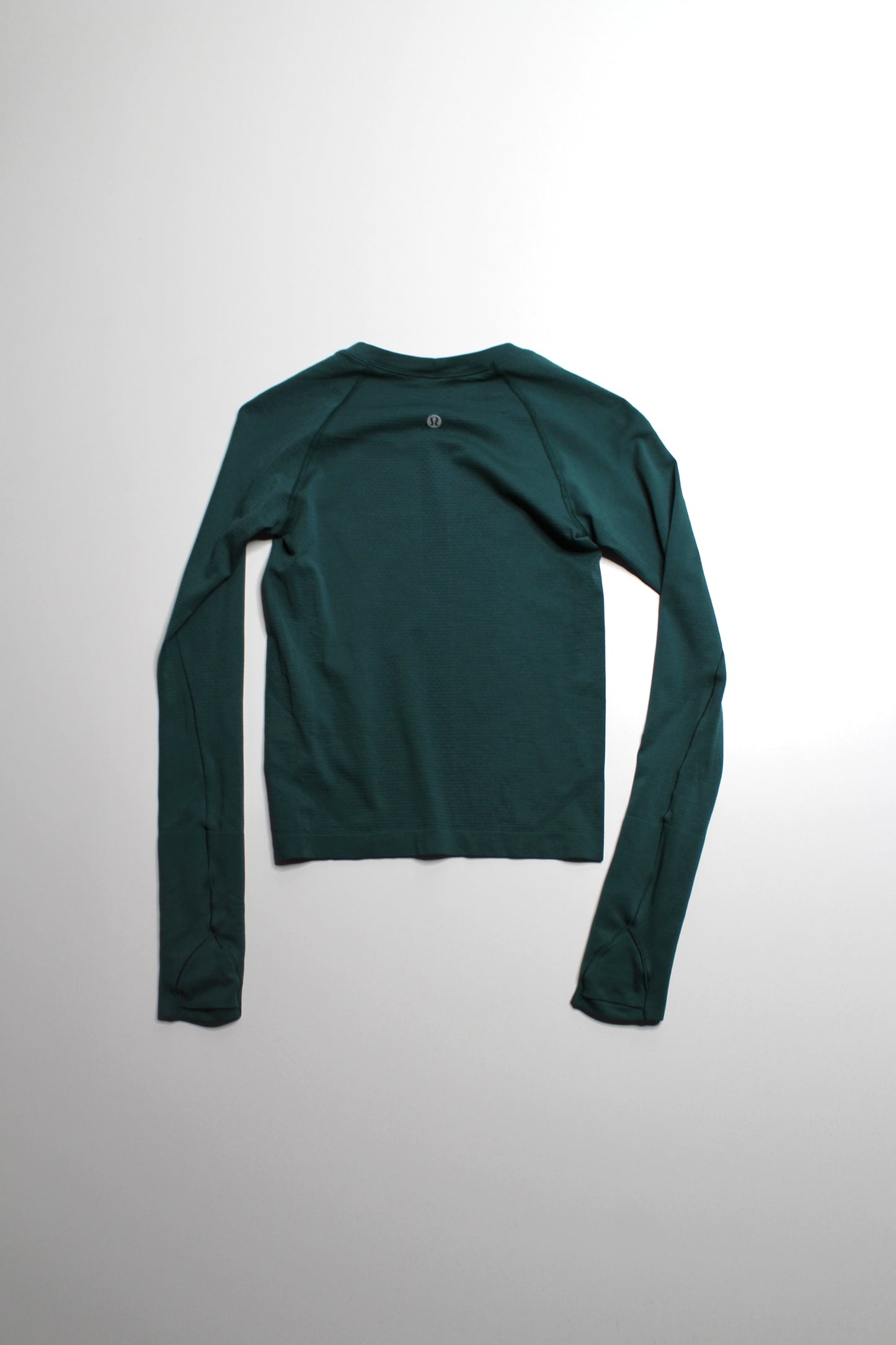Lululemon green ‘swiftly’ long sleeve, size 2 *waist length