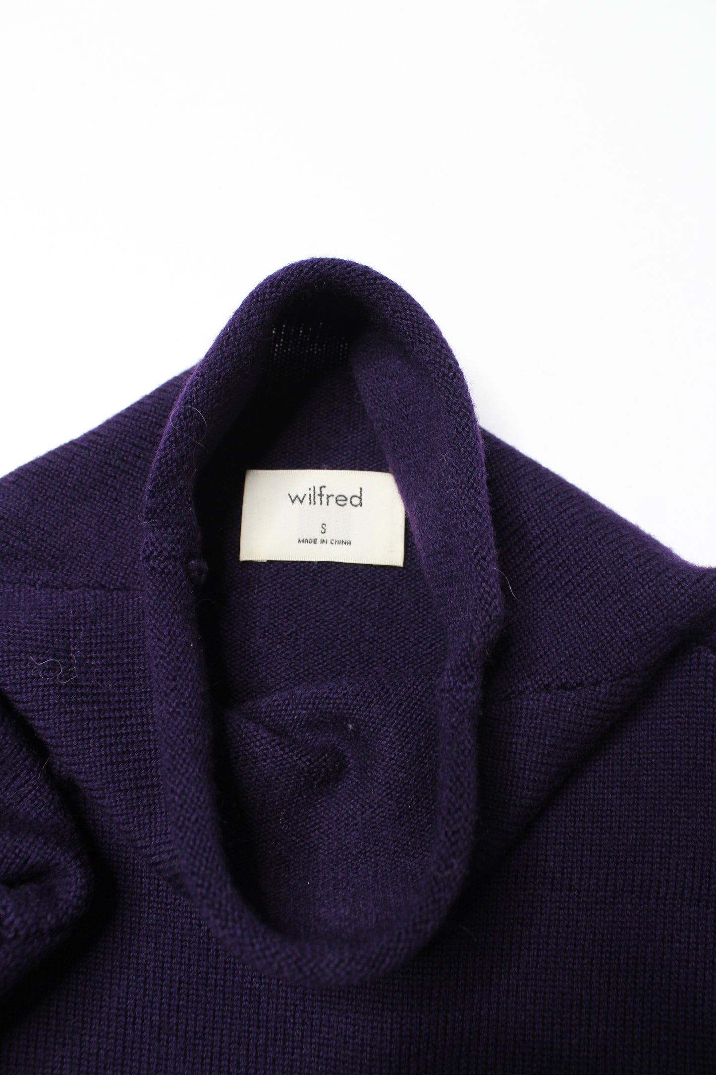 Aritzia Wilfred dark purple mock neck sweater, size small