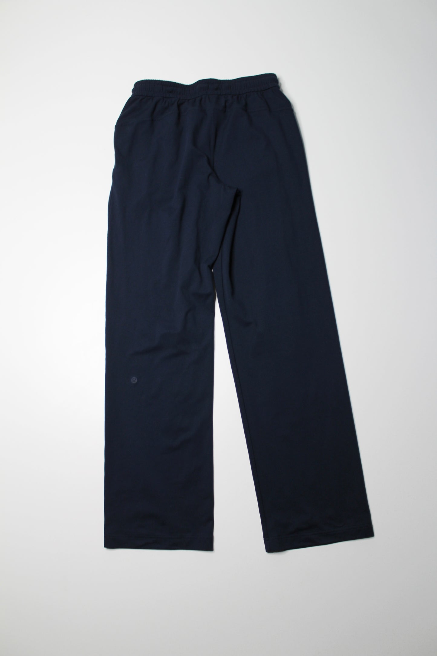 Lululemon true navy soft jersey straight leg lounge pant, size 6