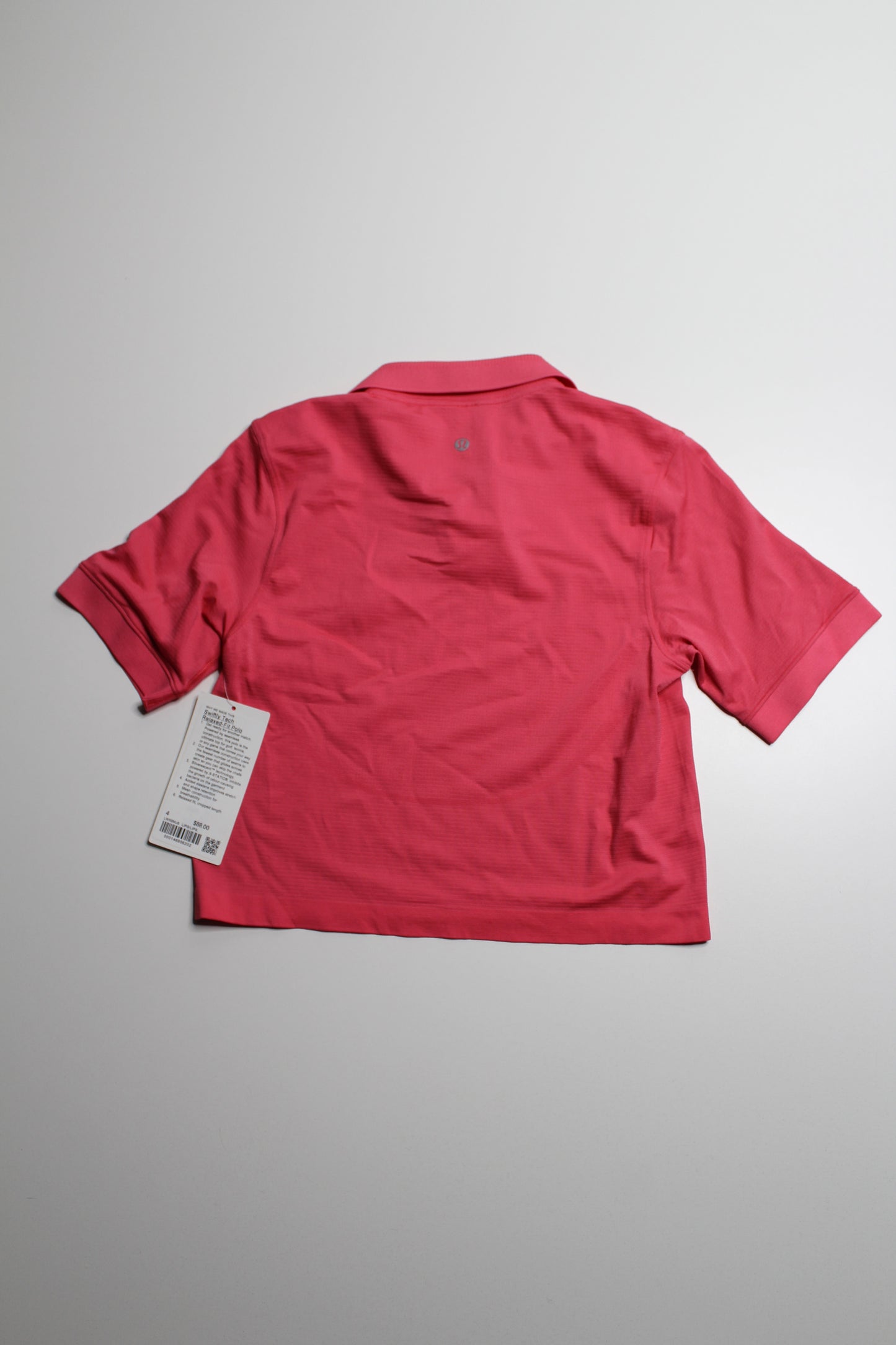 Lululemon lipgloss ‘swiftly tech polo’ short sleeve, size 4 (relaxed fit) *new with tags