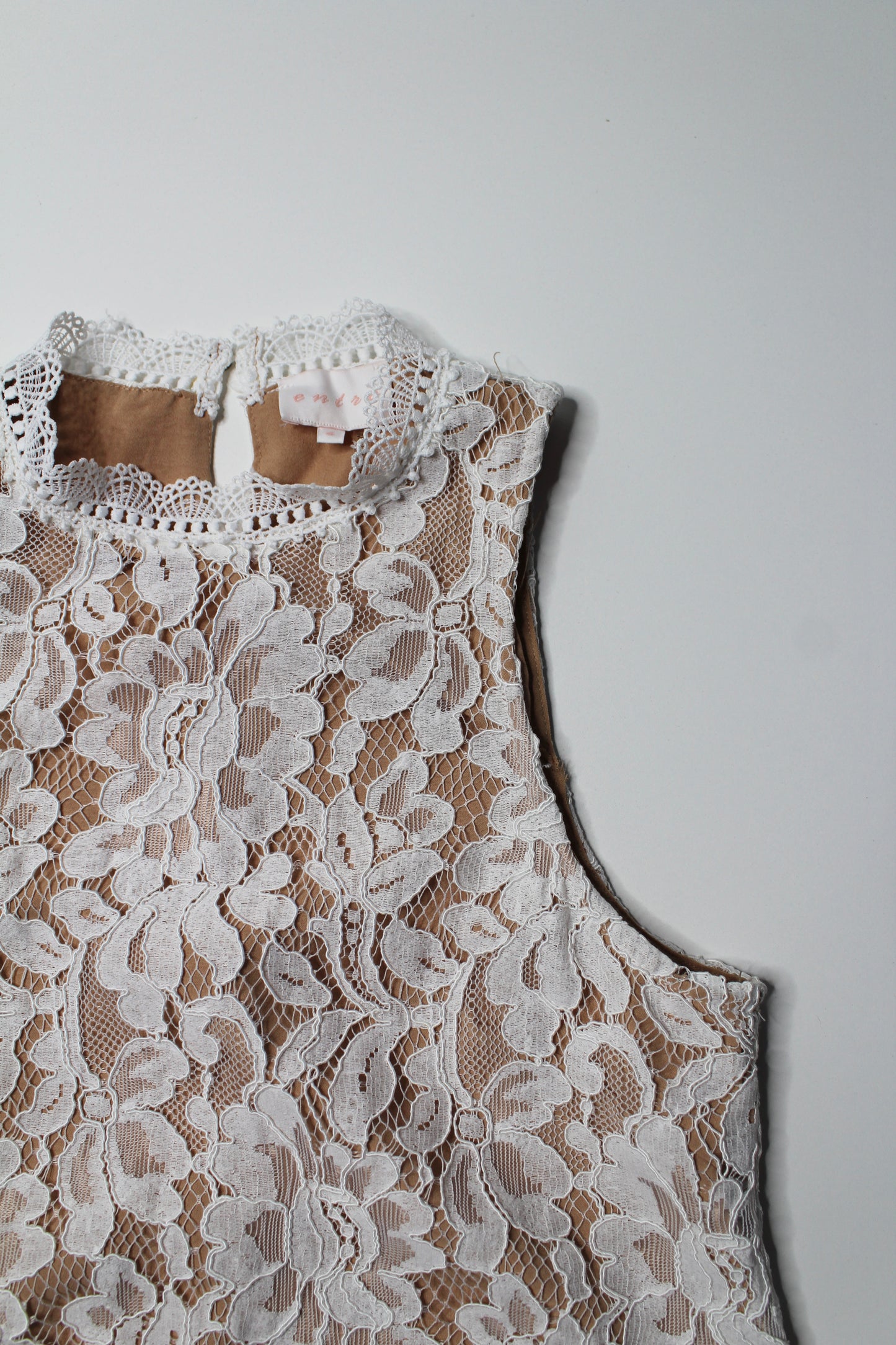 Entro white lace/nude overlay shift dress, size 4 (additional 20% off)