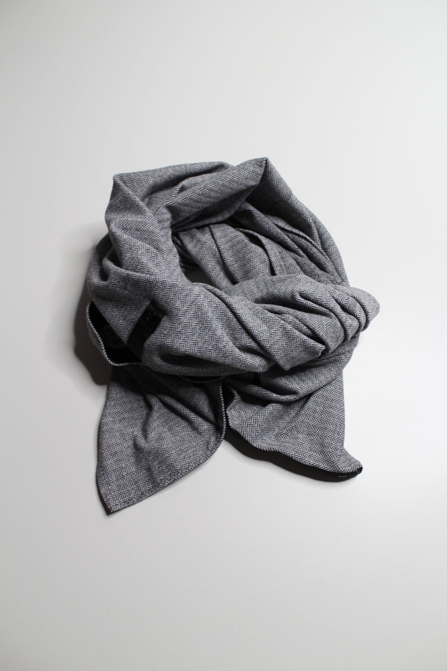 Lululemon vinyasa scarf