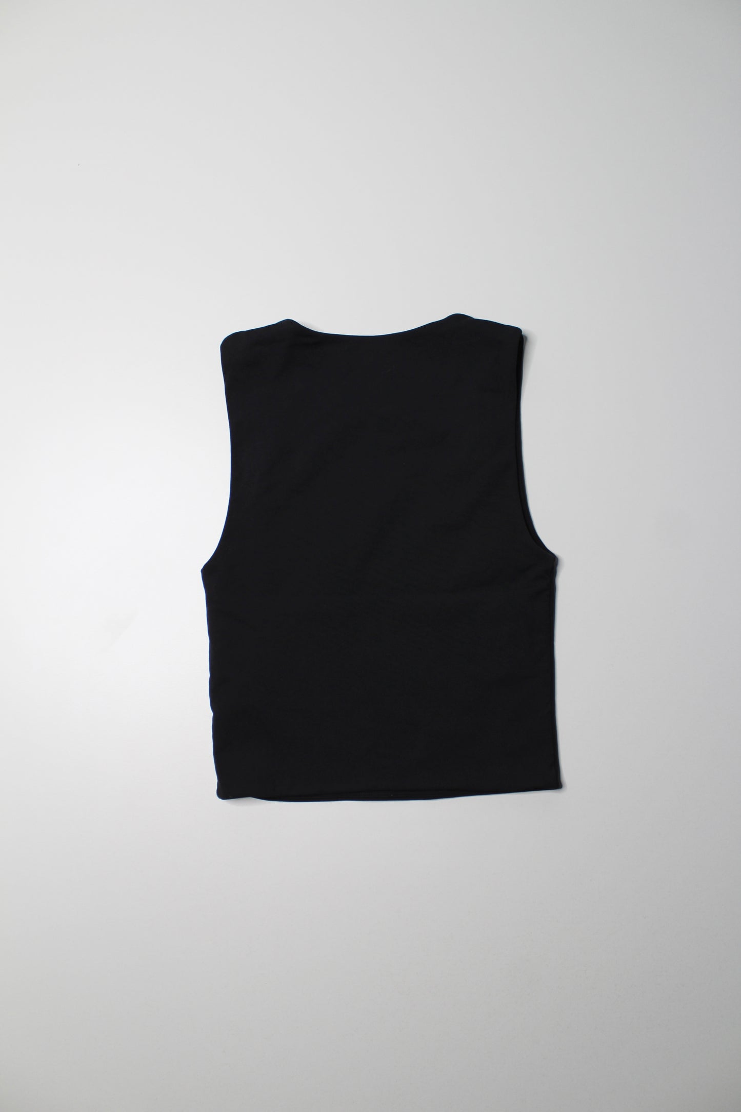 Aritzia Babaton ‘contour crew’ tank, size xs