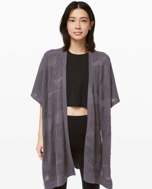 Lululemon heathered moonwalk find your light wrap, one size