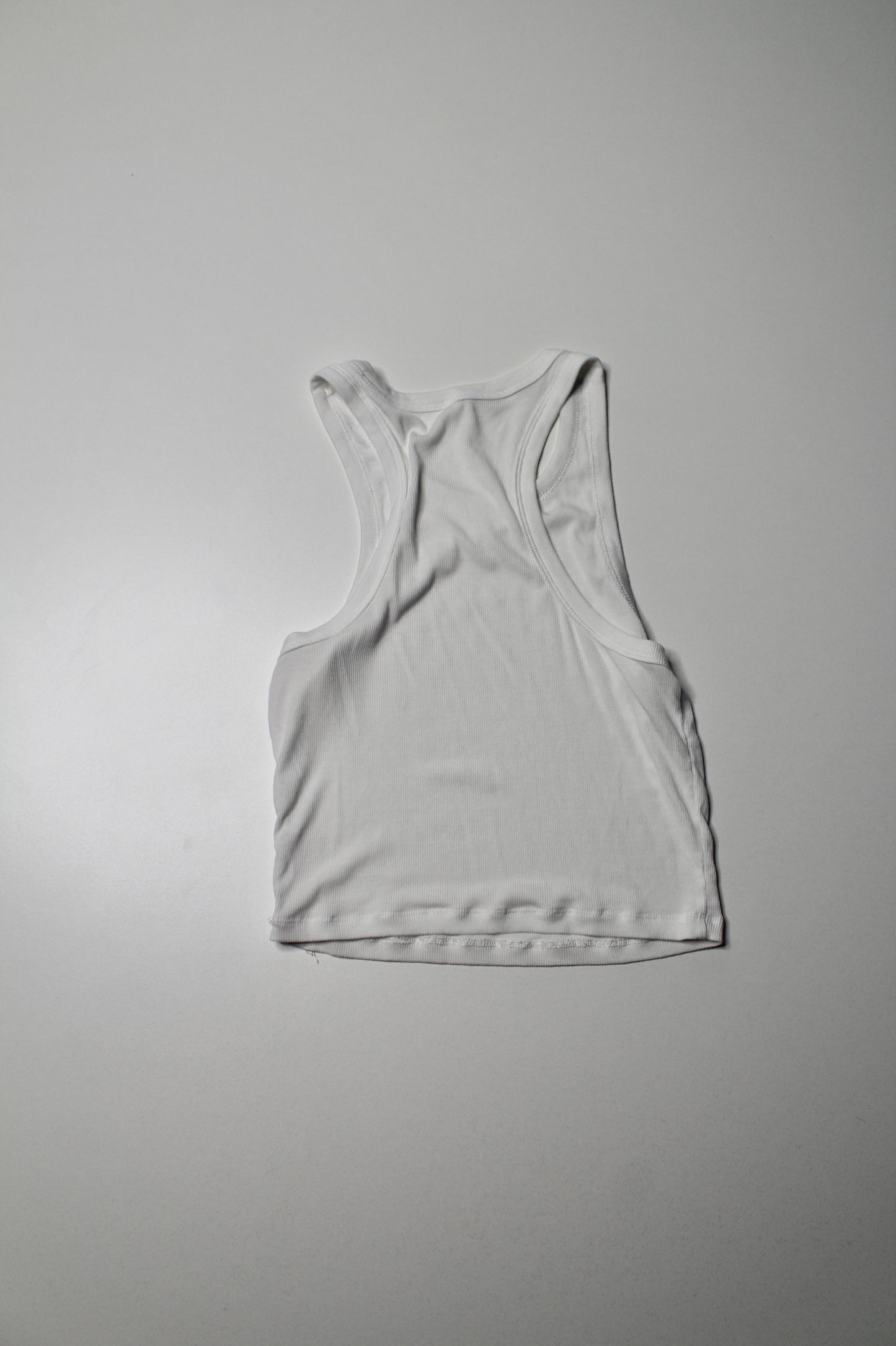 Aritzia Sunday Best white cropped ribbed tank, size small