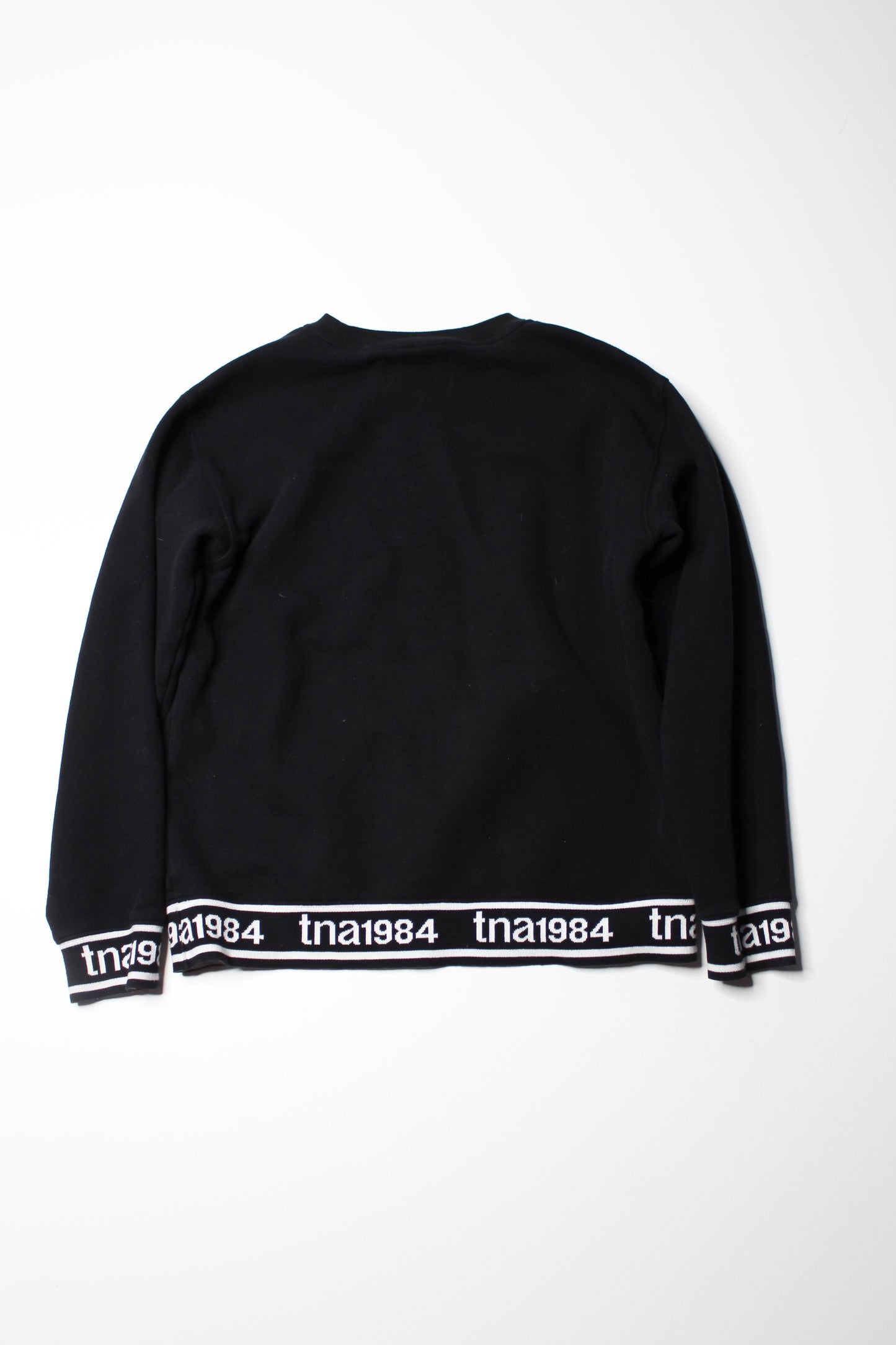 Aritzia TNA black sweatshirt, size xs (fits like small)